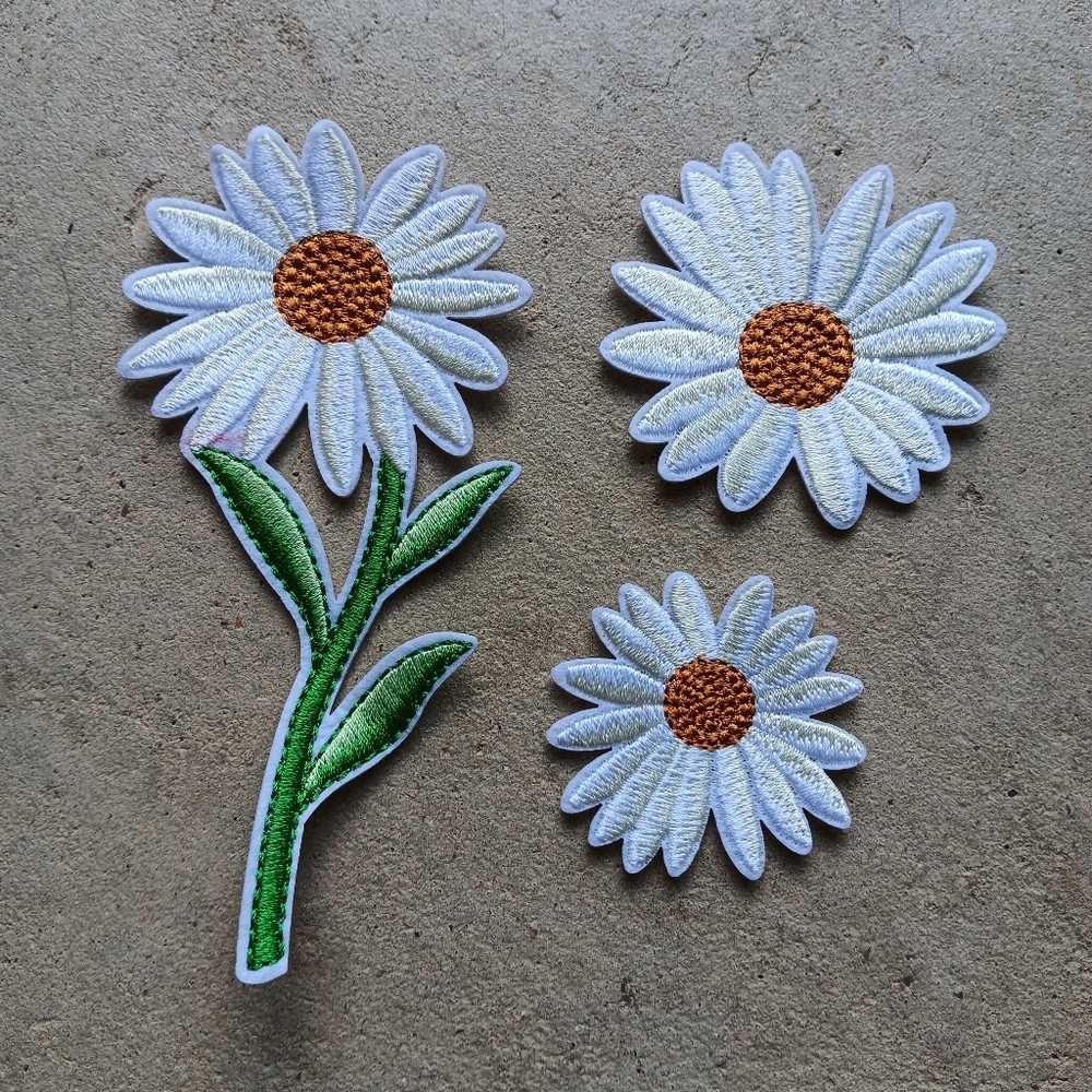 Set of 3 Daisy Iron-On Patches